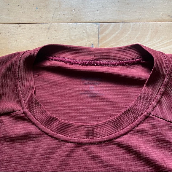 Patagonia Vintage Maroon Athleisure Tee - Picture 3 of 10